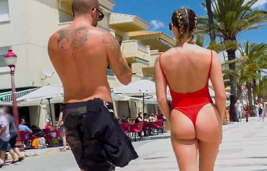 Potro De Bilbao, Lya Missy - Lyas Risky Sex Bench - Public Bang