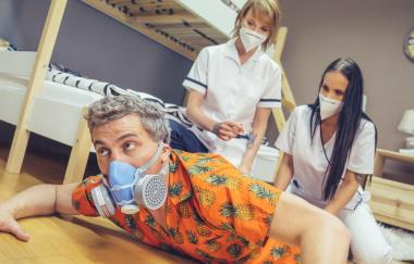 Jennifer Mendez, Ariela Donovan - Stuck Between Two Nurses