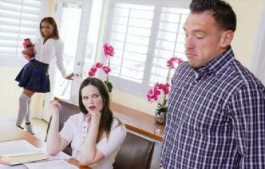 Jenna Ross, Sarah Banks - Valley Girl Vengeance