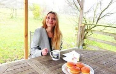 Jessie - She Loves To Go Coal This Slut Jessie!