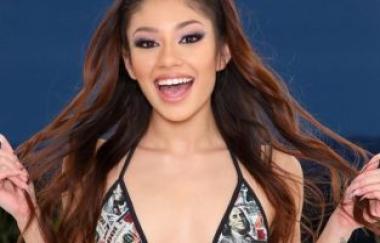 Xxlayna Marie - Making It Rain For Xxlayna Marie