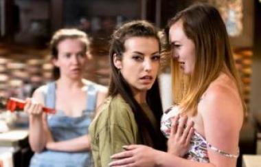 Samantha Reigns, Spencer Bradley - The Plumbers Apprentice