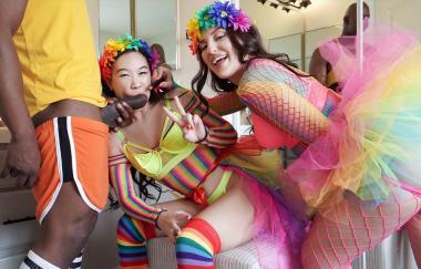 Kimmy Kim, Aubree Valentine - Equality Freeuse