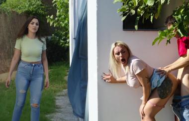 Scarlett Wild, Jordi El Nino Polla - Meet Me In The Shed