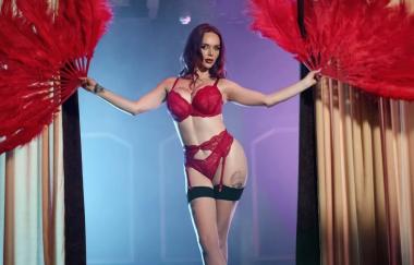 Jasmine James, Danny D - Jasmines Burlesque Fantasy