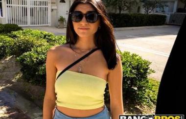 Aubry Babcock - Wild Moments In Miami For The First Time