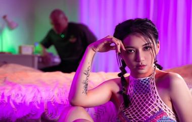 Chu Meng Shu, Song Nan Yi - Loud Asian Babe