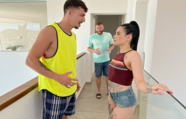 Saba Lapiedra, Xander Corvus - Roommate Swoops In On Girlfriend