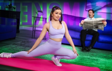 Leana Lovings - My Favorite Athletes Leaky Hole - Teenpies