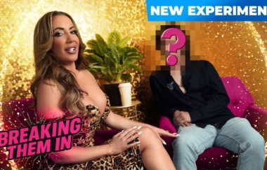 Richelle Ryan - Concept: Breaking Them In