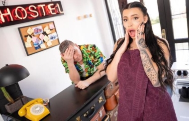 Sexy Nala - Locked Out Of Her Room