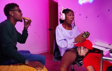 Hazel Grace, Rissa May - Gaming Cums First