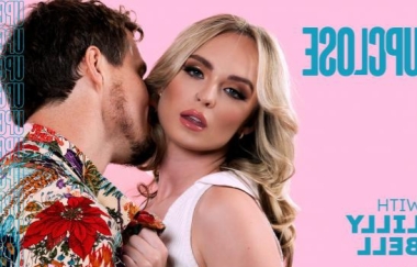 Lilly Bell - Up Close With Lilly Bell